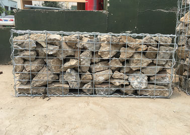 Galfan Coated Gabion پانل های مشبک پانل های گابین داخلی طراحی رنگ نقره ای