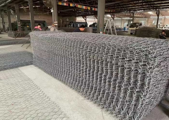 سبدهای تشک 2x1x1 متری باغ با روکش پی وی سی  Gabion برای پروژه حفاظت از آب