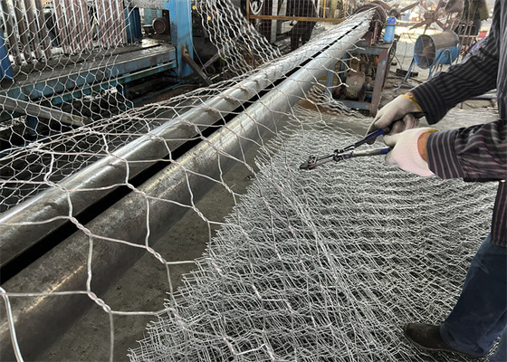 80mm*100mm Mental 4mm Gabion Baskets Solutions Mesh Opening BV گواهینامه