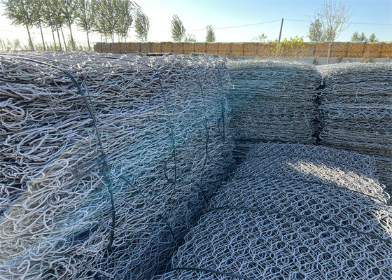 80mm*100mm Mental 4mm Gabion Baskets Solutions Mesh Opening BV گواهینامه
