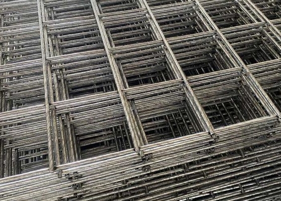 5.0mm Mesh Wire Zinc Coated Wire Panel مانع نظامی برای راه حل های امنیتی موقت