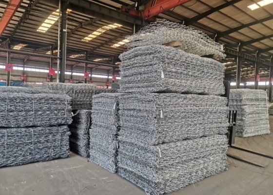 کار سنگین دیوارهای گابیون سیم فلزی شش گوشه ای مقاومت در برابر خوردگی پوشش روی 240g/m2