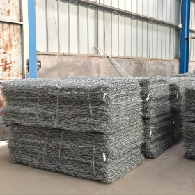 شبکه سیم گابیون شش گوشه ای پوشانده شده با PVC برای کنترل فرسایش 10x12 سانتی متر